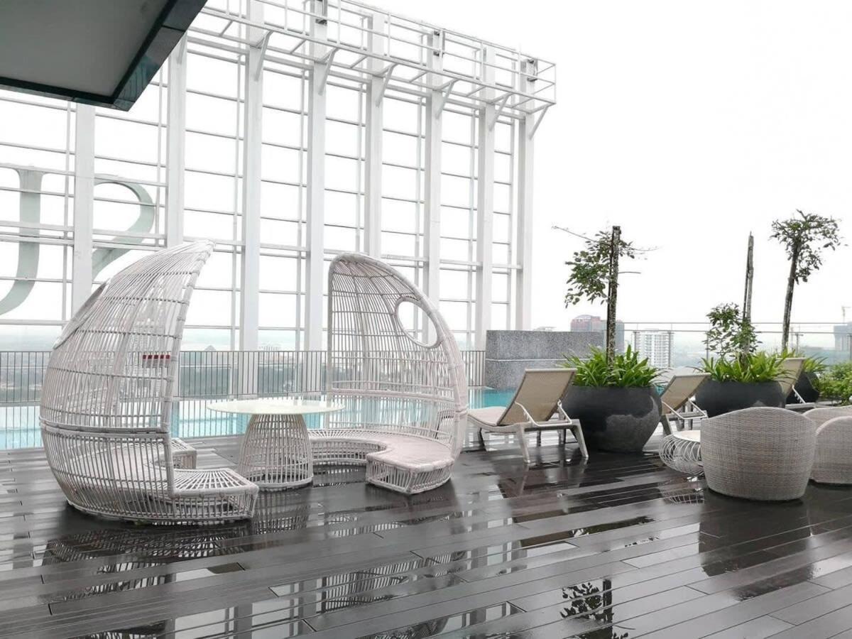 A Comfy & Bright 2br Suasana 6 Free Parking Apartment Johor Bahru